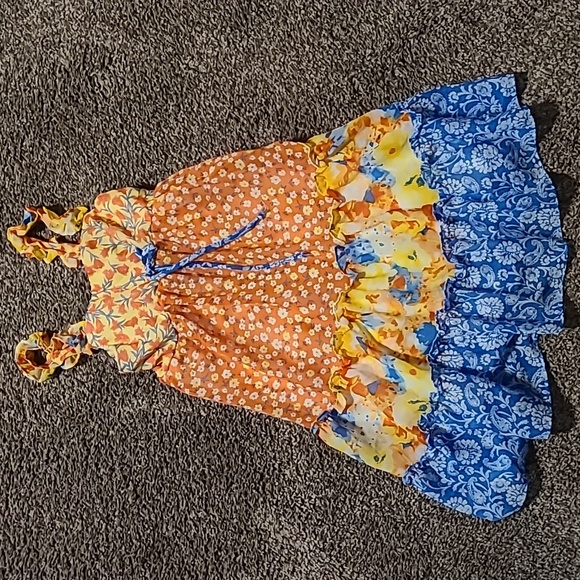 2/$20 ADORABLE girls dress - Picture 1 of 7